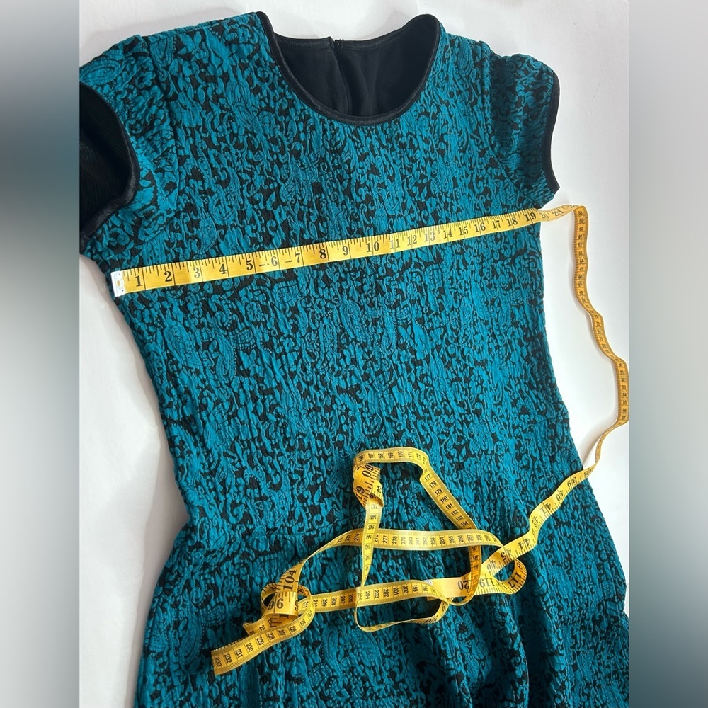 EUC Blair Teal Black Midi Dress Paisley Damask sz M crew neck fit & flair moody - Picture 7 of 11